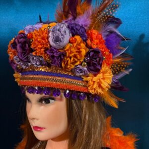 bloemenband paars oranje met veren aan de zijkanten